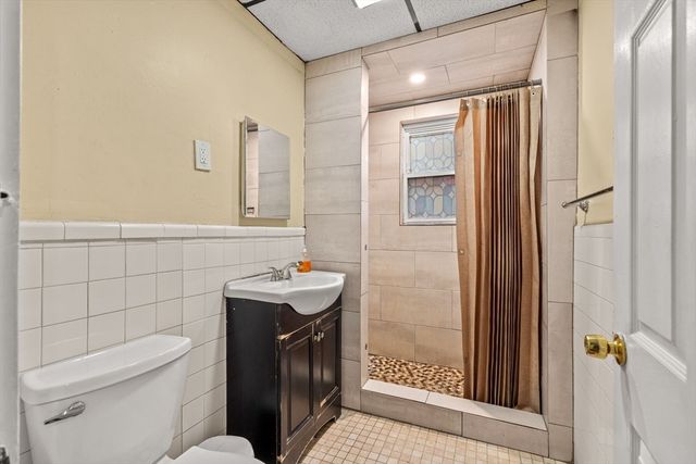 119 Temple St, Somerville, MA 02145