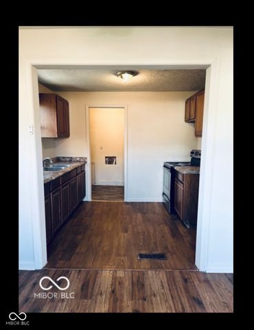 4209 Lesley Avenue, Indianapolis, IN 46226