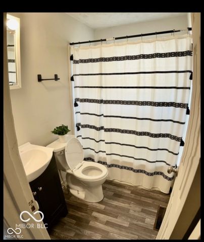 4209 Lesley Avenue, Indianapolis, IN 46226