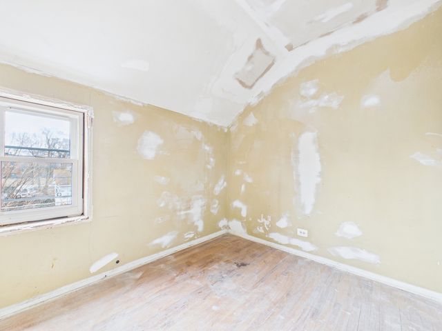 6940 S Bishop Street, Chicago, IL 60636