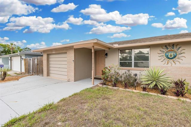 10117 GARDENIA LANE, Port Richey, FL 34668
