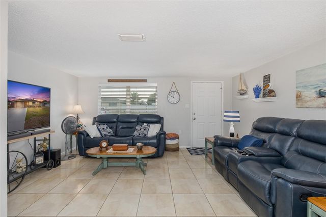 10117 GARDENIA LANE, Port Richey, FL 34668