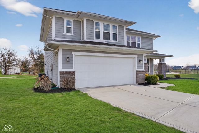 11904 Crossbill Court, Noblesville, IN 46060