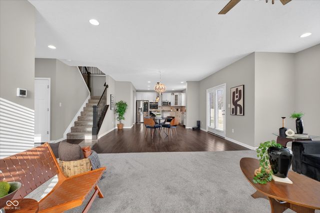 11904 Crossbill Court, Noblesville, IN 46060