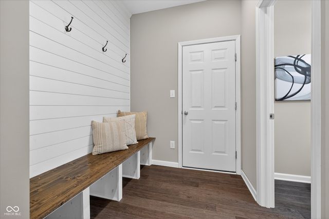 11904 Crossbill Court, Noblesville, IN 46060