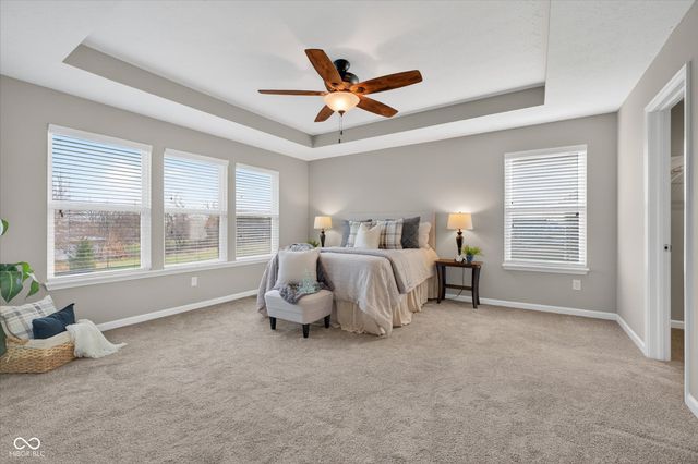 11904 Crossbill Court, Noblesville, IN 46060