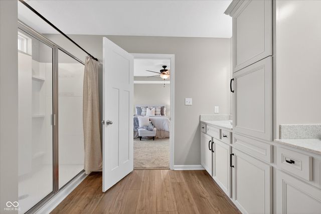 11904 Crossbill Court, Noblesville, IN 46060