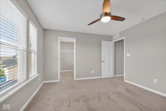 11904 Crossbill Court, Noblesville, IN 46060