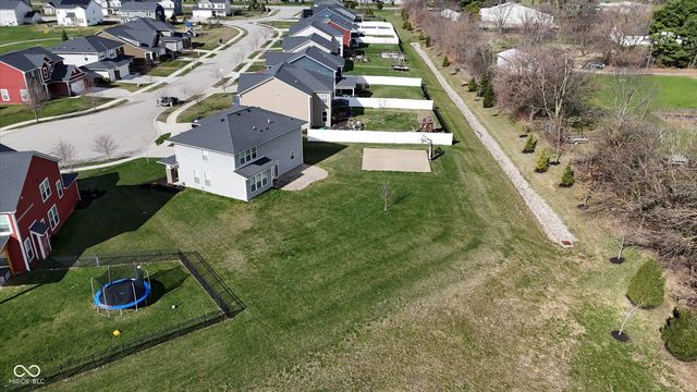 11904 Crossbill Court, Noblesville, IN 46060