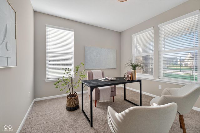 11904 Crossbill Court, Noblesville, IN 46060