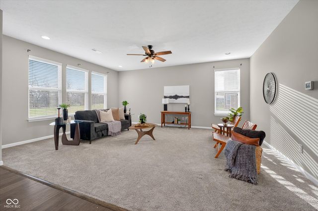 11904 Crossbill Court, Noblesville, IN 46060