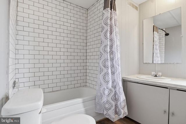 55 WALKER AVE, Gettysburg, PA 17325