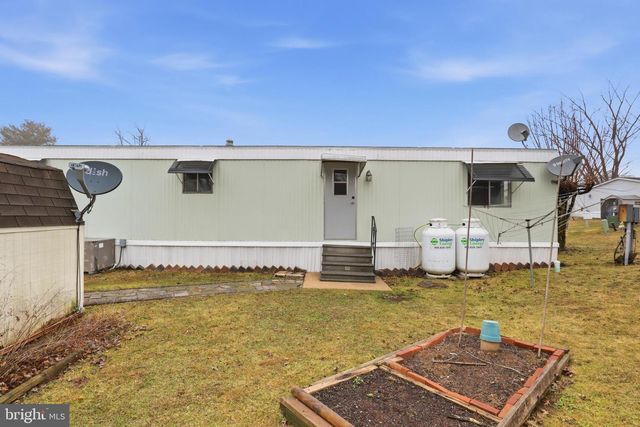 55 WALKER AVE, Gettysburg, PA 17325