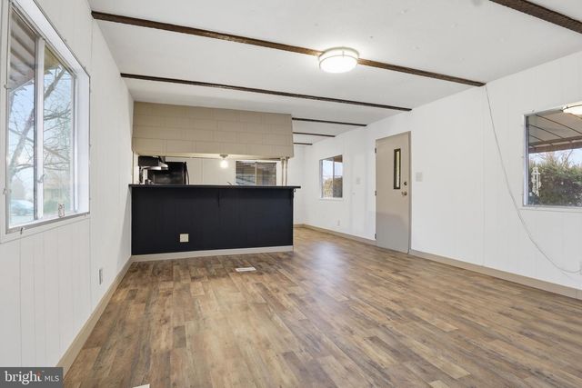 55 WALKER AVE, Gettysburg, PA 17325