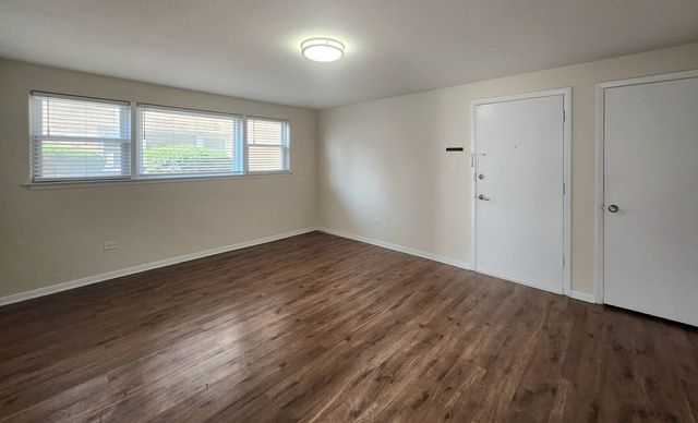4904 N Harlem Avenue BW, Harwood Heights, IL 60706