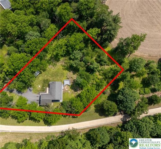 416 Owl Alley, Slatington Boro, PA 18080