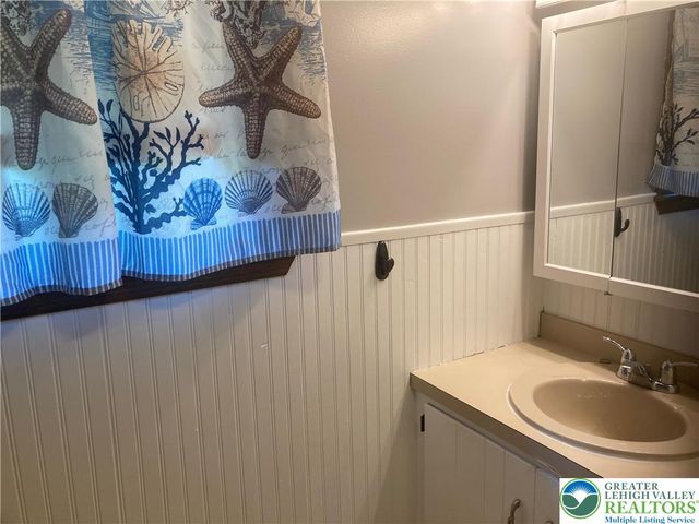 416 Owl Alley, Slatington Boro, PA 18080