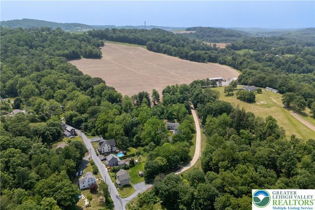 416 Owl Alley, Slatington Boro, PA 18080