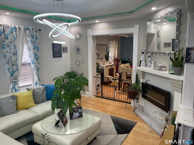 232 Hillside Avenue, Waterbury, CT 06710