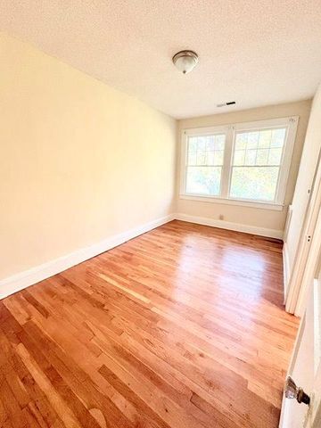 71 Maddox Drive NE 10, Atlanta, GA 30309