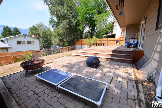 647 Red Cliff Rd, Colorado Springs, CO 80906