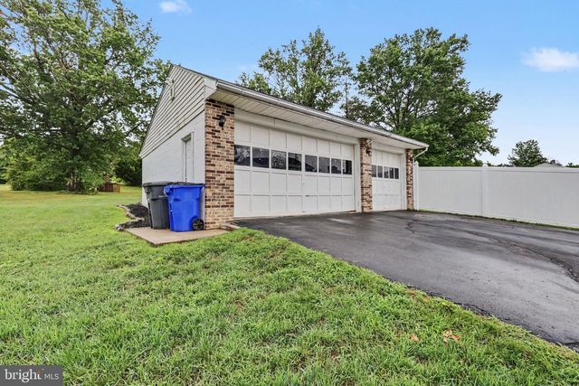 1205 FEIST AVE, Pottstown, PA 19464