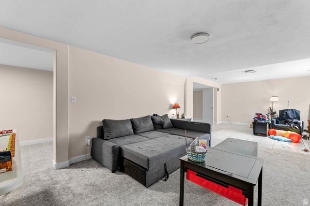 6883 S 2510 E, Cottonwood Heights, UT 84121