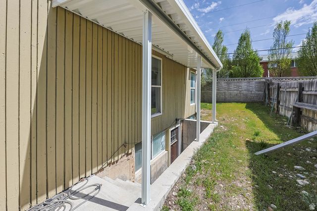 6883 S 2510 E, Cottonwood Heights, UT 84121