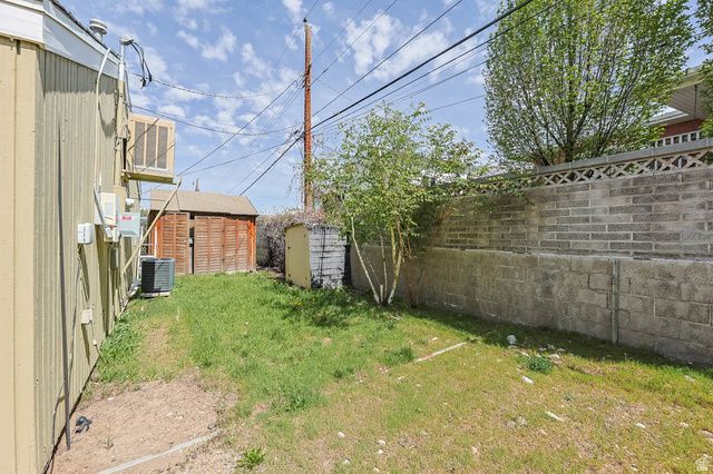 6883 S 2510 E, Cottonwood Heights, UT 84121