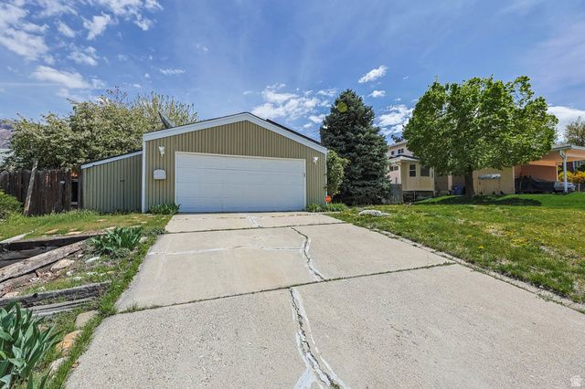 6883 S 2510 E, Cottonwood Heights, UT 84121