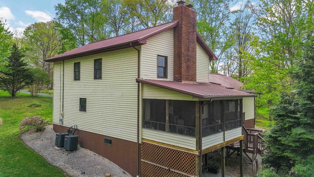 2109 Nelson Valley Road, Science Hill, KY 42553