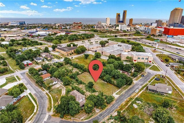 1012 Lake St, Corpus Christi, TX 78401