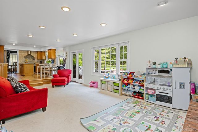 16610 Old Bedford Road, Northville Township, MI 48168