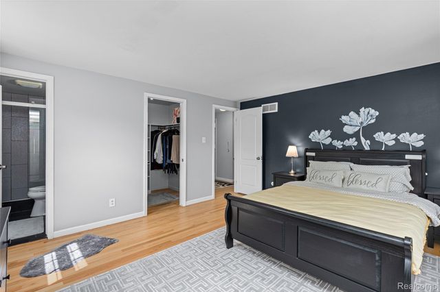 16610 Old Bedford Road, Northville Township, MI 48168