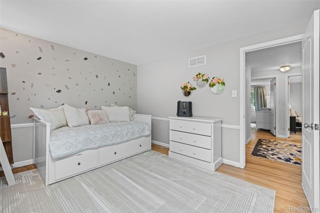 16610 Old Bedford Road, Northville Township, MI 48168