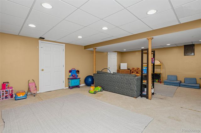 16610 Old Bedford Road, Northville Township, MI 48168