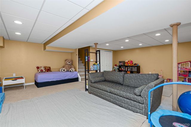 16610 Old Bedford Road, Northville Township, MI 48168