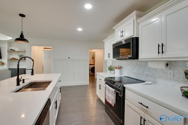 109 Wyatt Miles Lane, Toney, AL 35773