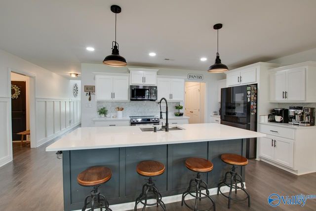 109 Wyatt Miles Lane, Toney, AL 35773