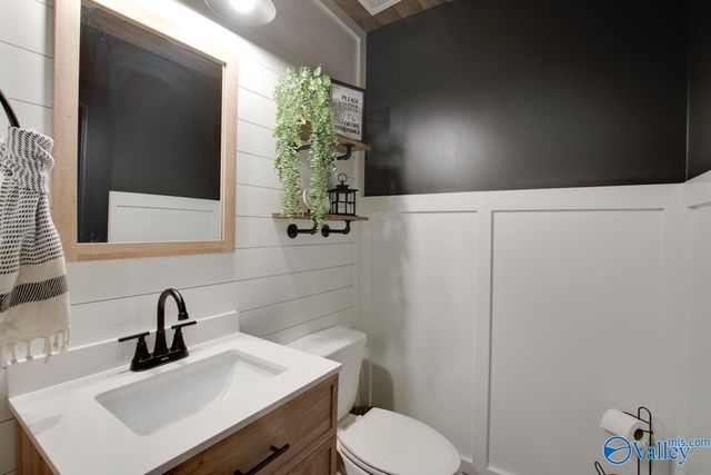 109 Wyatt Miles Lane, Toney, AL 35773