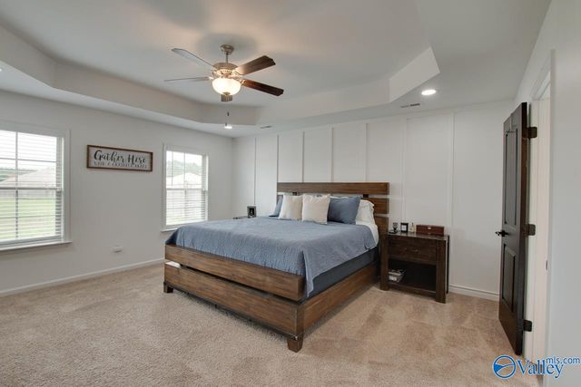 109 Wyatt Miles Lane, Toney, AL 35773