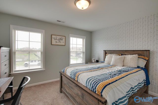 109 Wyatt Miles Lane, Toney, AL 35773