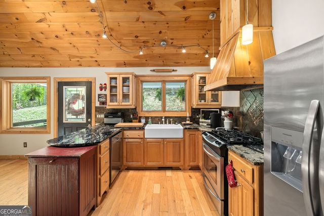 3617 Pea Ridge Road, Cornelia, GA 30531