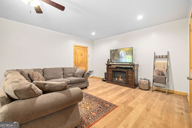3617 Pea Ridge Road, Cornelia, GA 30531