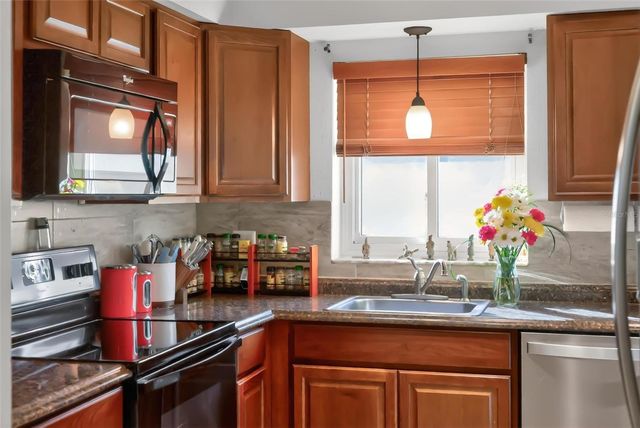 1024 TIMOR AVENUE, Orlando, FL 32804