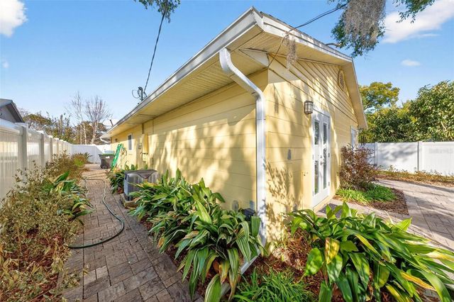 1024 TIMOR AVENUE, Orlando, FL 32804