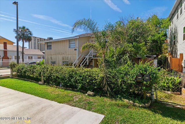 1204 2ND Street S, Jacksonville Beach, FL 32250