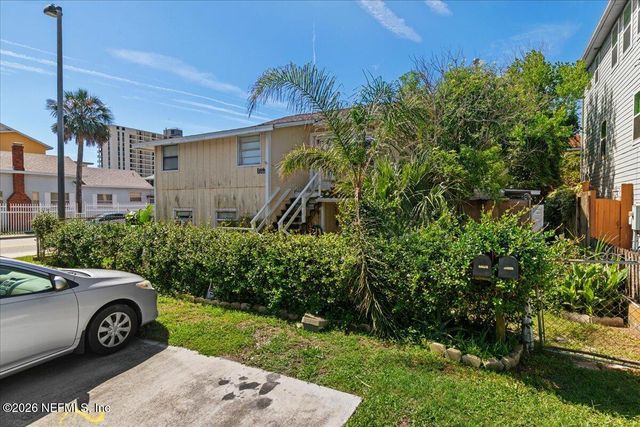 1204 2ND Street S, Jacksonville Beach, FL 32250