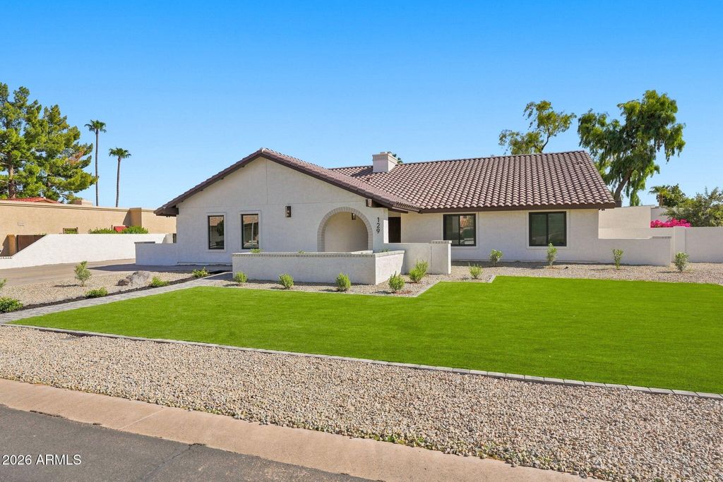 129 E CITATION Lane, Tempe, AZ 85284 — photo 2