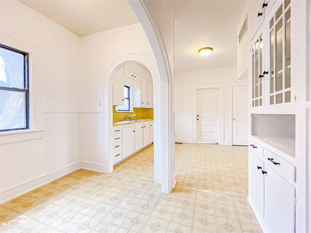 1331 Avenue N, Anson, TX 79501